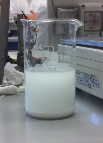 Une solution de soude